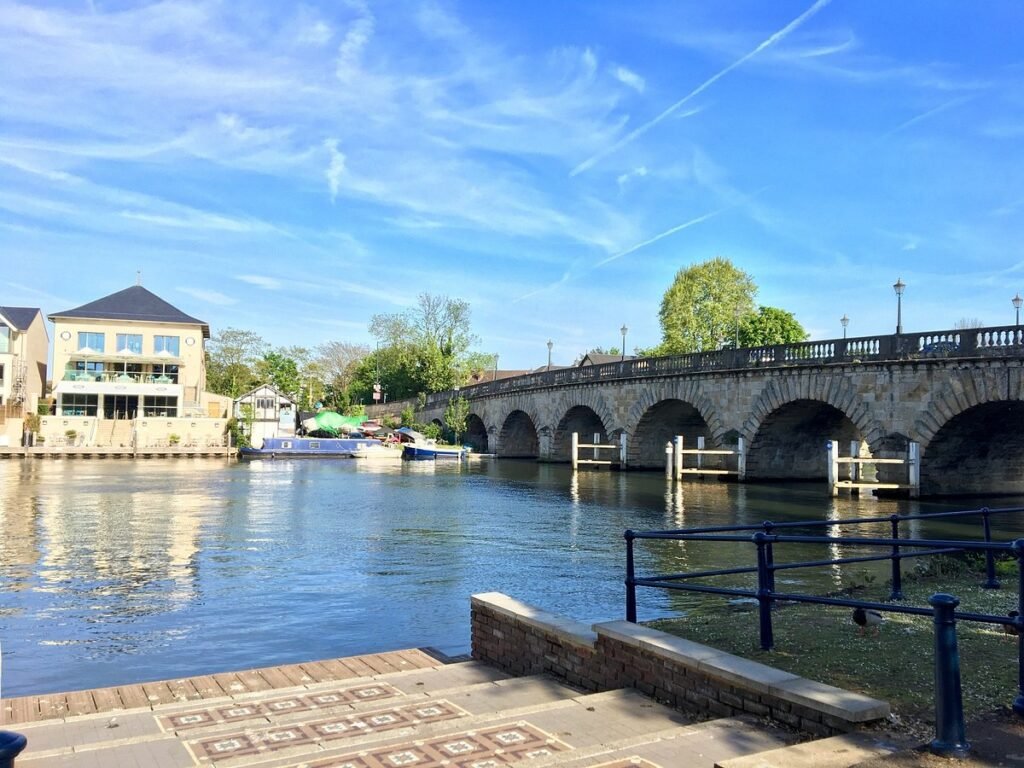 Taxis in Maidenhead: A Local Guide to Getting Around